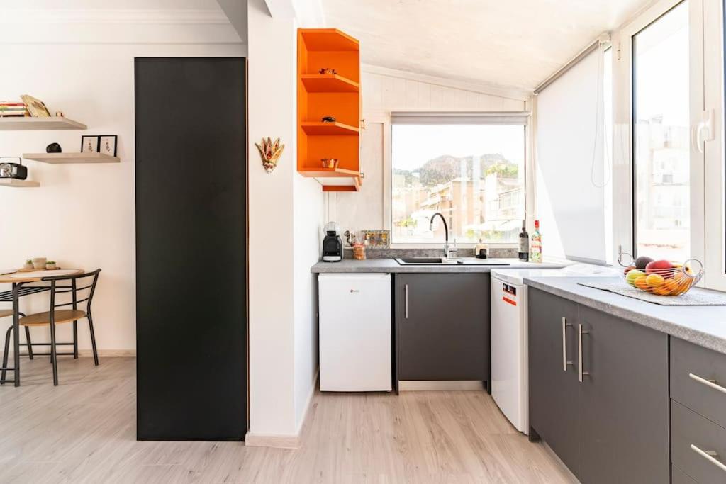 Ferienwohnung Under The Hill Athen Exterior foto
