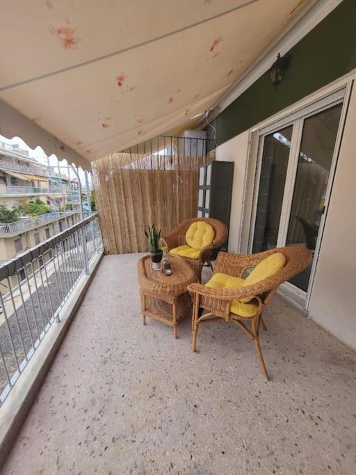Ferienwohnung Under The Hill Athen Exterior foto